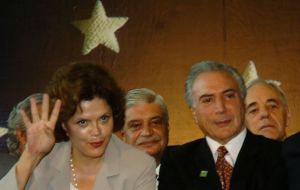 Dilma Rousseff y su compañero de fórmula Michel Temer