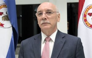 El ministro Loizaga, “tuvimos que tomar la decisión para defender nuestros intereses”   
