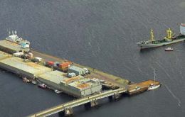 FIPASS, el viejo puerto de las Falklands todavía tiene un papel importante a jugar en el desarrollo de la industria petrolera                                                                           