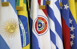 Teóricamente en la próxima cumbre, cuando se cumpla, Paraguay marcará su retorno y asumirá la presidencia del grupo 