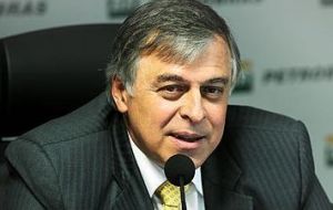 Ex director de Petrobras Paulo Roberto Costa acusado de pertenecer a una red de lavado de dinero
