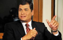 “Claramente existe una reconstitución de las fuerzas de derecha y de las elites”, denunció Correa