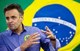 “Ustedes entregaron nuestra mayor empresa, Petrobras, a una pandilla, cuyo director está preso” acusó Neves a Dilma 