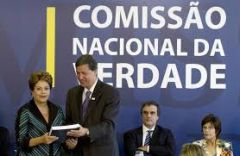 El informe de 4.500 páginas contiene miles de casos de persecuciones y torturas y cita como responsables a 377 agentes de la dictadura; unos 200 todavía viven.