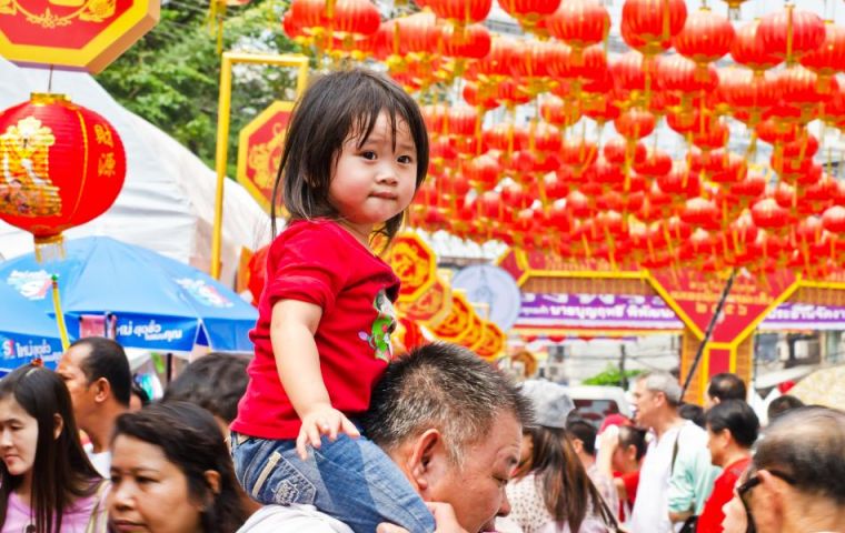Durante dos semanas a partir de este miércoles, los chinos se reúnen en familia generando el mayor desplazamiento humano del mundo