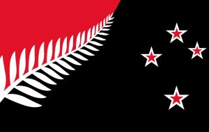 Muchas de las banderas candidatas reserva un lugar destacado para el helecho plateado, símbolo de la leyenda maorí y también utilizado por los All Blacks