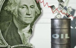 El petróleo sufrió una fuerte caída en Wall Street. Hacia las 13H00 GMT el precio del barril de “light sweet crude” (WTI) valía 39,07 dólares
