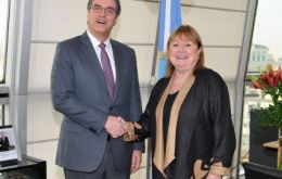 Malcorra afirmó que con Azevedo, trabajan en una “agenda en común” y dijo que OMC es una “herramienta y una organización fundamental para integración”