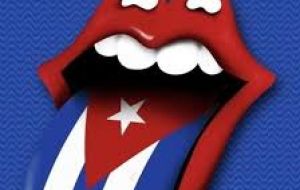“Cuba, una Stone”, los músicos británicos ”prometieron un show espectacular y cumplieron los reclamos de sus fans más furibundos, cubanos como extranjeros