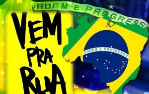  El grupo opositor Vem Pra Rua (“salí a la calle”) montó un tablero para contabilizar los votos y puso las fotos de todos los diputados a favor, en contra e indecisos, para presionar