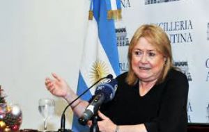 El ministro atribuyó a Malcorra el hecho que Argentina sea miembro observador en la próxima reunión de la Alianza del Pacífico, “otro logro de la Cancillería”.