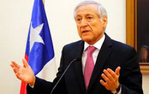 Pero el canciller chileno, Heraldo Muñoz, puntualizó que “no hay ningún contacto oficial ni ningún mensaje que haya llegado a través de los gobiernos”.