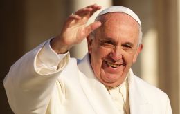 Fernández afirmó que “entendemos perfectamente que la visita a Chile está unida indisolublemente a la primera visita que haga el Papa a su país natal”