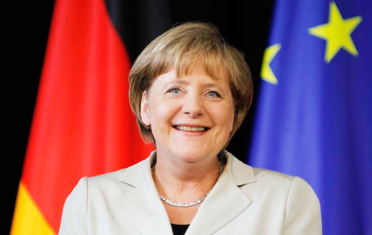 La canciller alemana Angela Merkel se postulará a la reelección