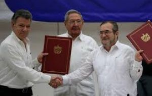 El acto del jueves estará encabezado por el presidente Juan Manuel Santos, y el máximo jefe guerrillero de las FARC, Rodrigo Londoño Echeverry, “Timochenko”