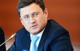 El ministro ruso Alexander Novak dijo que su país se adherirá a los recortes de producción acordados por la OPEP, si se cumplen ciertas condiciones