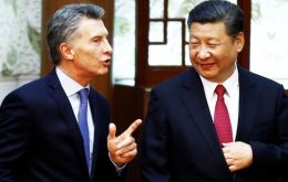 El presidente argentino Macri junto a su par Xi  Jinping durante la reciente visita a China 