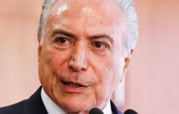 “Brasil no paró ni va a parar; seguimos avanzando, trabajando y con el Congreso votando proyectos importantísimos”, dijo Temer en un video de Facebook.