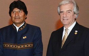 Morales no acompañó la declaración y se atribuye a Uruguay y su presidente, Tabaré Vázquez, papel decisivo en la moderación del documento .