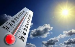 Si se analiza sólo la temperatura en Tierra, el séptimo mes de 2017 marcó un record, siendo el más caluroso desde 1880, con una temperatura de 15,5°C. 
