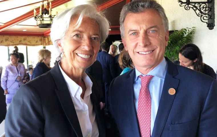 El gobierno de Macri “nos proporcionó hoy los detalles de su plan económico y su solicitud formal de apoyo del FMI para este esfuerzo fuerte y ambicioso”