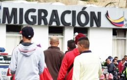 Ecuador impuso el “estado de emergencia al sector de Movilidad Humana” para ofrecer “urgente atención a los flujos migratorios inusuales de venezolanos”