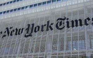 The New York Times, publicó un editorial de siete párrafos bajo un título gigante con todas letras mayúsculas que decían “UNA PRENSA LIBRE TE NECESITA”