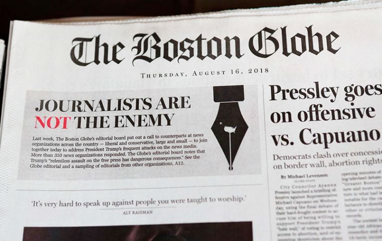 Liderados por el The Boston Globe, se lanzó un llamado acompañado por el hashtag ’#EnemyofNone’ (Enemigo de ninguno), en más de 200 periódicos en todo el país