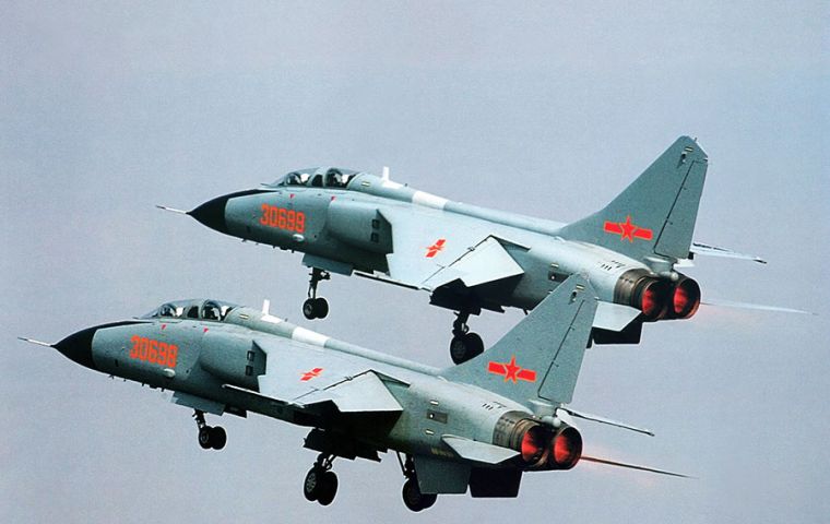 El ejército chino “ha extendido rápidamente zonas de acción de sus bombarderos (...) entrenándose probablemente para atacar objetivos estadounidenses o aliados” 