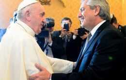 Fernández consideró que ver al papa Francisco “es algo muy reconfortante para todos nosotros y para mí en particular”