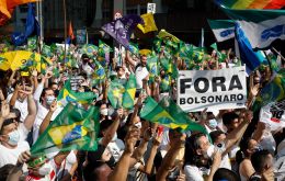 Las protestas no fueron respaldadas ni por Lula ni por el PT y algunos manifestantes cantaron contra él y Bolsonaro por igual