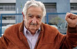 “Hace muchas décadas que el pueblo argentino perdió la confianza en su moneda”, explicó Mujica