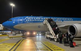 Aerolíneas Argentinas pone a disposición sus recursos para una emergencia, dijo Ceriani