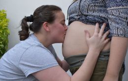 “El permiso también pretende proteger a las madres adoptivas y a las madres no gestantes de uniones del mismo sexo”, dijo Fux