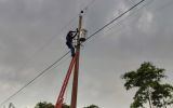 La nueva crisis eléctrica se produjo justo antes del referéndum clave del domingo para el gobierno de Noboa