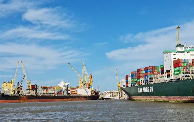 El desempeño de Uruguay se calcula pese a la baja calificación dada al puerto de Montevideo