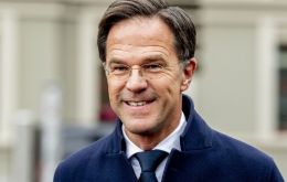 Después de que el Presidente rumano retirara su candidatura, Rutte ya no tendrá que ejercer la docencia