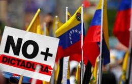 Maduro debe aceptar que será derrotado, dijo Abrams