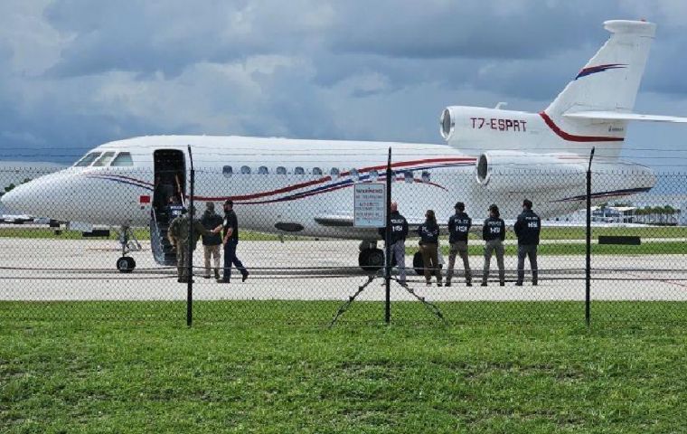 El Dassault Falcon 900EX de Maduro tiene capacidad para 16 personas 