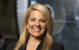 La presidenta de SpaceX, empresa matriz de Starlink, Gwynne Shotwell, desaconseja viajar al país más grande de Sudamérica