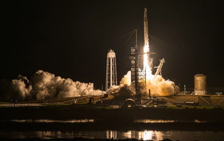 La caminata espacial está prevista para el jueves y se espera que sea retransmitida en directo