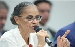 “Nuestro propósito hoy es establecer principios rectores que sirvan de base para el desarrollo de la bioeconomía”, declaró la Ministra brasileña de Cambio Climático, Marina Silva<br />
