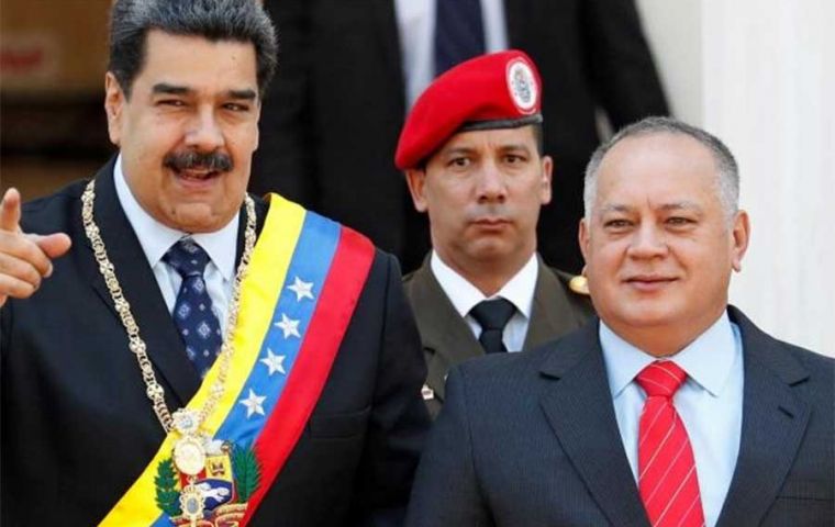 Interpol tendrá que decidir ahora si emite una alerta roja contra el líder bolivariano