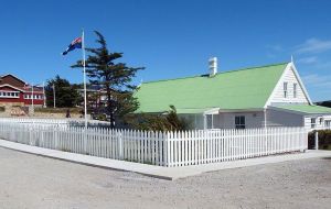 Gilbert House, sede de la Asamblea Legislativa electa de Falklands