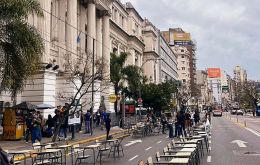 Las protestas incluyen clases en la calle