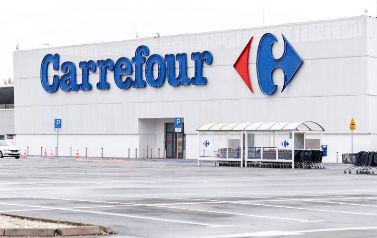 La carne del Mercosur podría “inundar el mercado francés con carne que no cumple sus requisitos y normas”, teme el director general de Carrefour