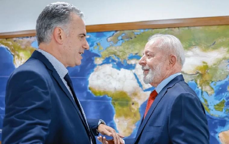 Orsi (I) destacó la importancia de la relación de Uruguay con el Brasil de Lula 