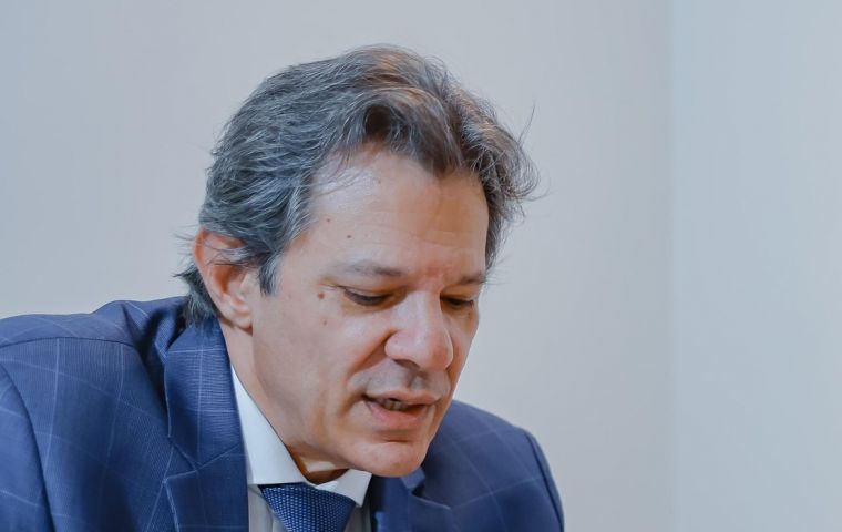 Haddad espera que el dólar estadounidense se acomode con el tiempo