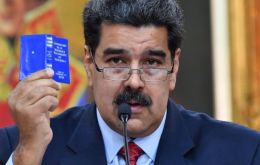 La democracia al estilo occidental es una farsa, sostuvo Maduro