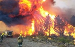 Se detectaron sustancias combustibles en los lugares donde se cree que se iniciaron los incendios